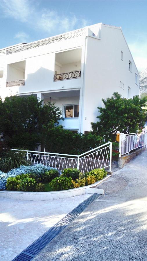 Apartman Lea Tučepi Buitenkant foto